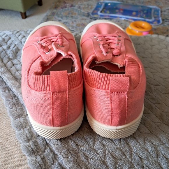 Women's Pink Canvas Sneakers - Picture 3 of 5